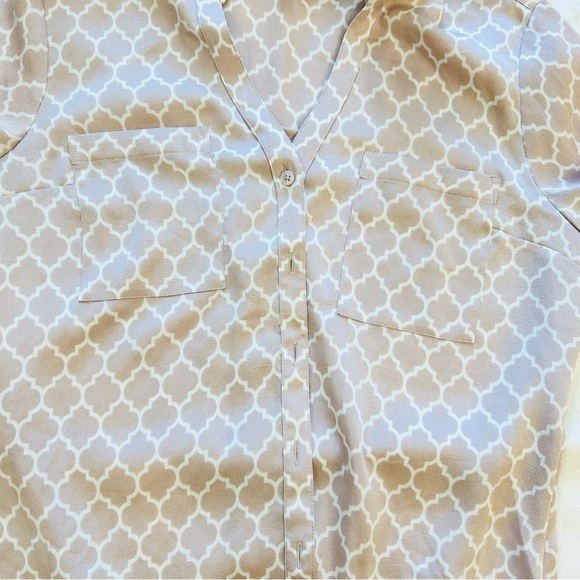 EXPRESS Portofino Tile Print Button Front Blouse - Picture 5 of 7